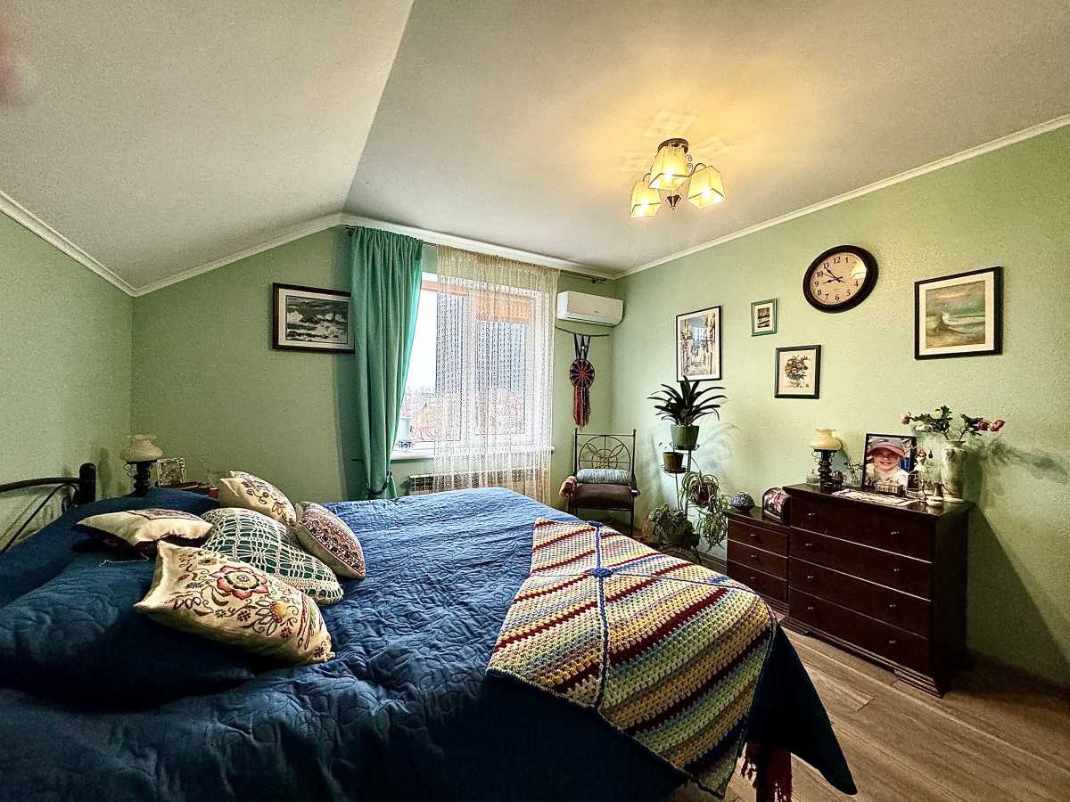Продаж будинку 160 м², Лугова