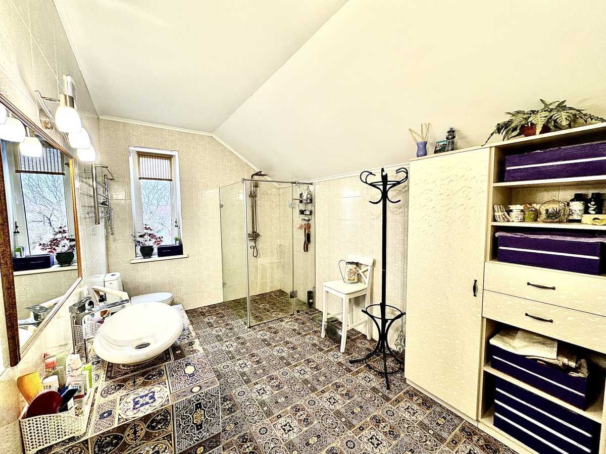 Продаж будинку 160 м², Лугова
