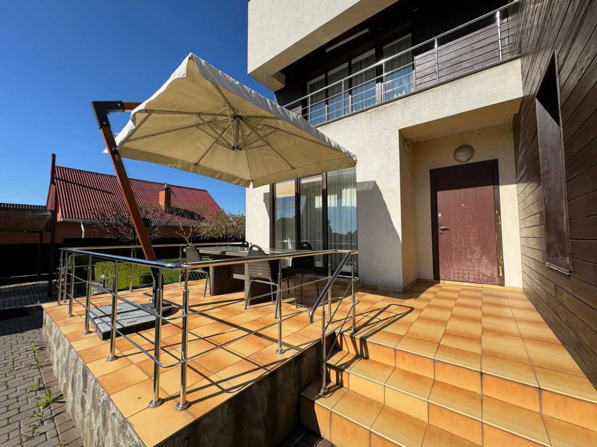 Продажа коттеджа 220 м², Тарасовка