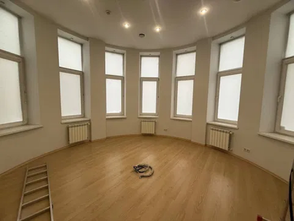 Аренда офиса 160 м², Хорива ул., 39-41