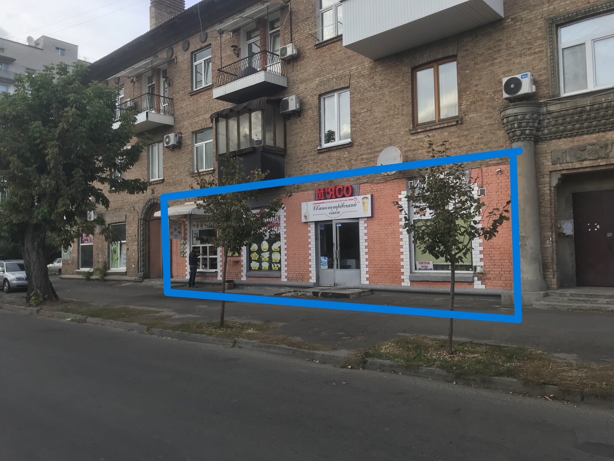 Аренда торгового помещения 100 м², Стратегическое шоссе, 35