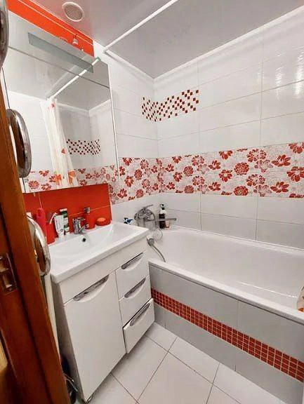 Продажа 3-комнатной квартиры 62 м², Героев Крут ул.
