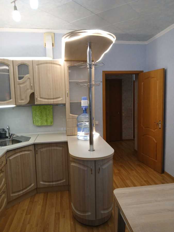 Аренда 2-комнатной квартиры 80 м², Победы просп.