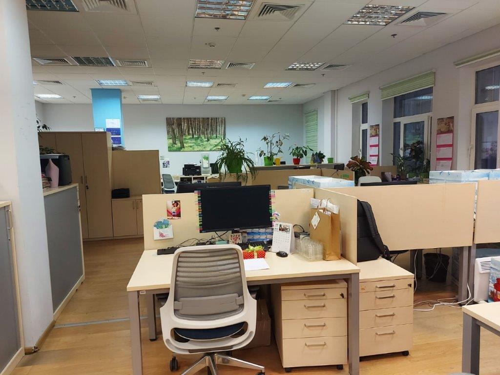 Оренда офісу 550 м², Верхній Вал вул.