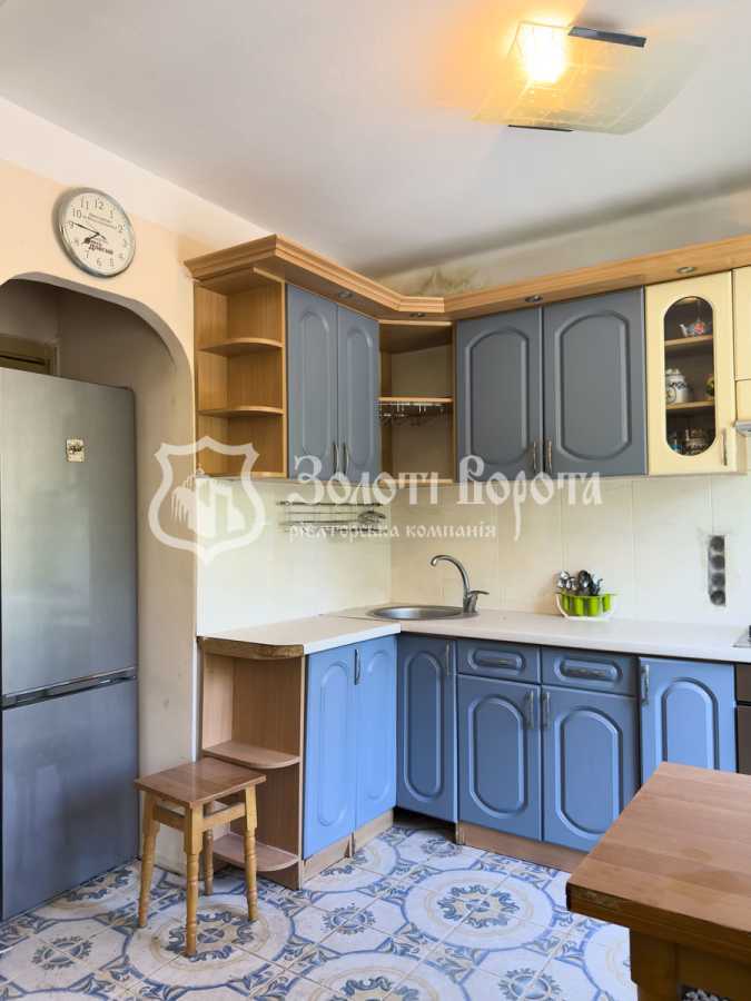 Продаж 2-кімнатної квартири 40 м², Перова бул., 22