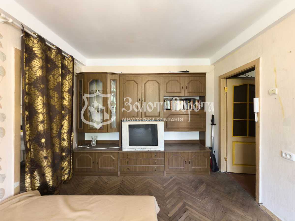 Продаж 2-кімнатної квартири 40 м², Перова бул., 22
