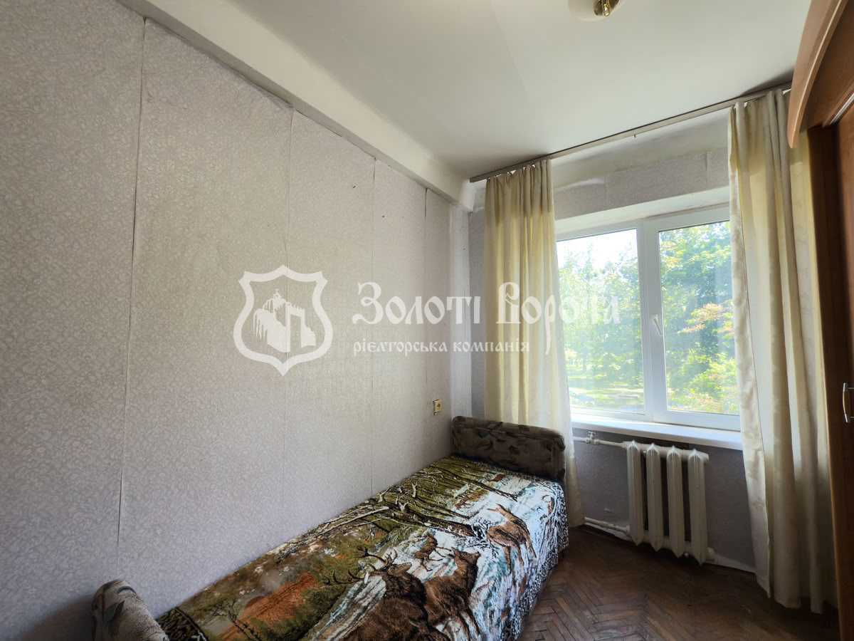 Продаж 2-кімнатної квартири 40 м², Перова бул., 22