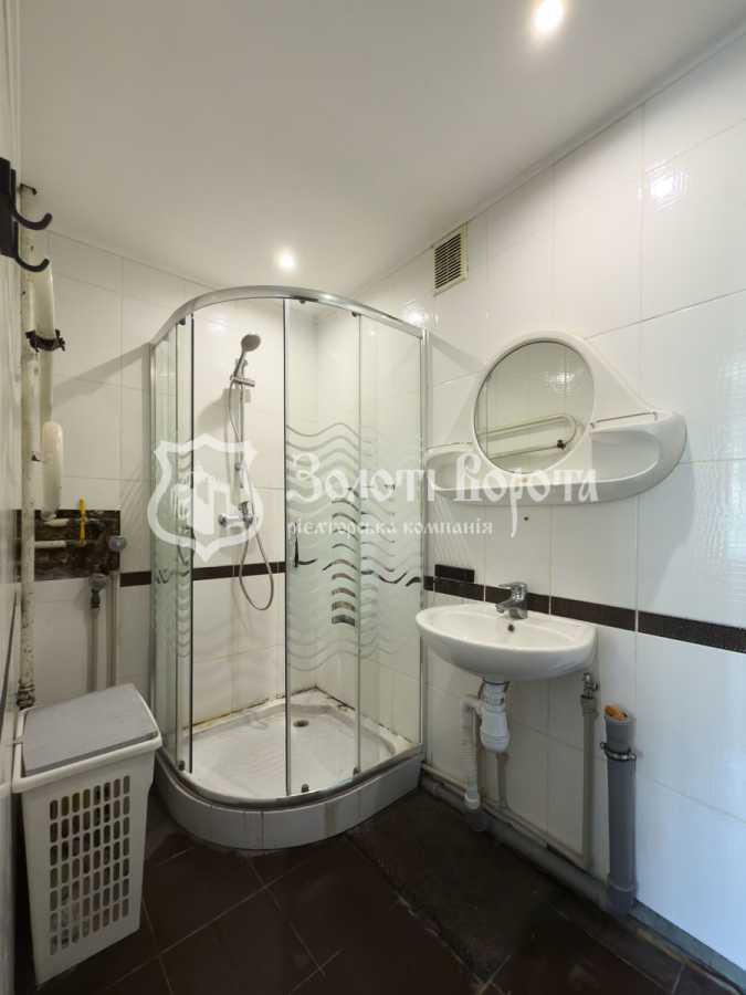 Продаж 2-кімнатної квартири 40 м², Перова бул., 22