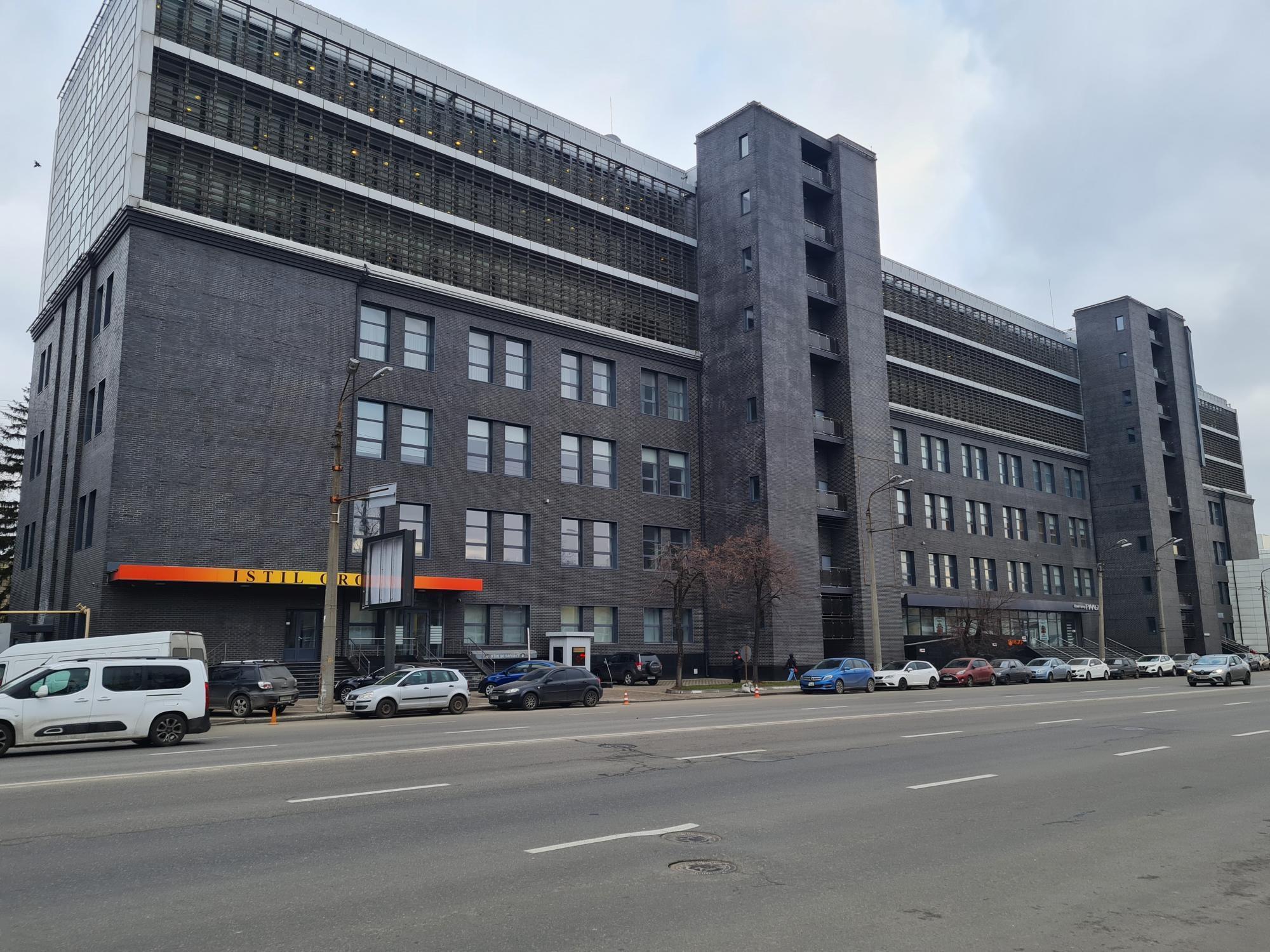 Оренда офісу 678 м², Новокостянтинівська вул., 18