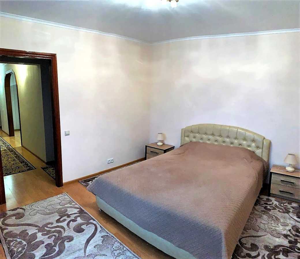 Оренда 3-кімнатної квартири 100 м², Декабристів вул., 12/37