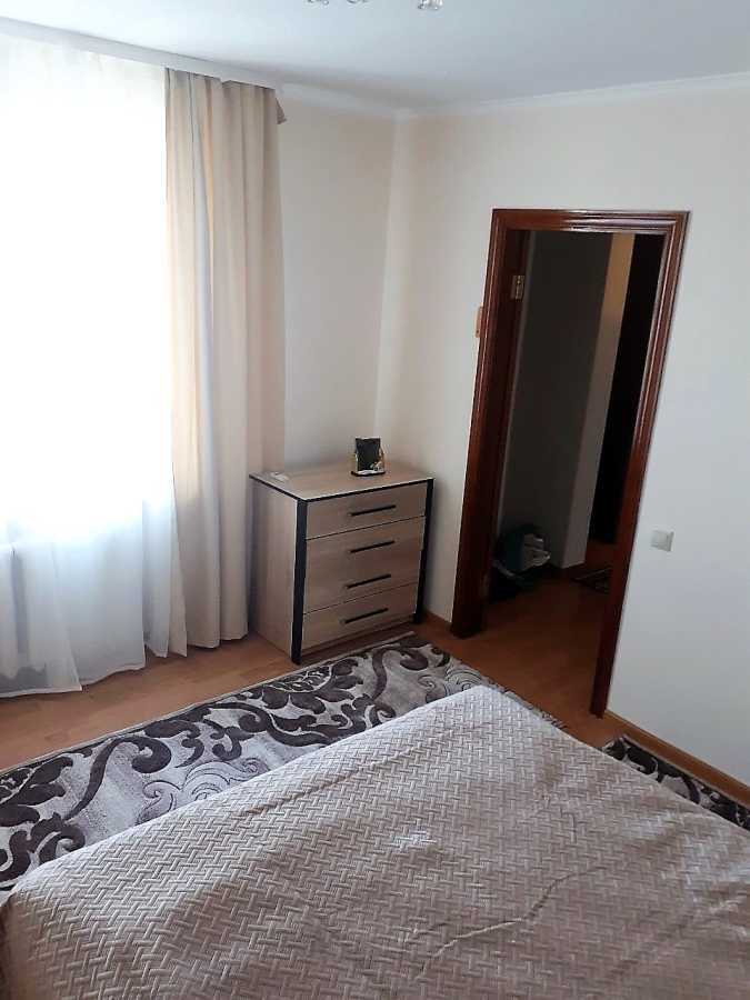 Оренда 3-кімнатної квартири 100 м², Декабристів вул., 12/37