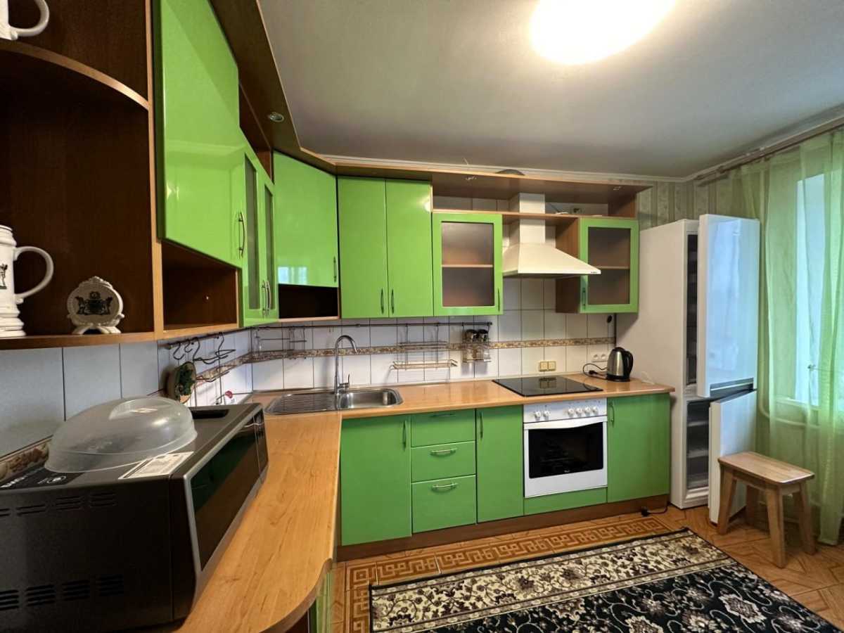 Оренда 3-кімнатної квартири 100 м², Декабристів вул., 12/37