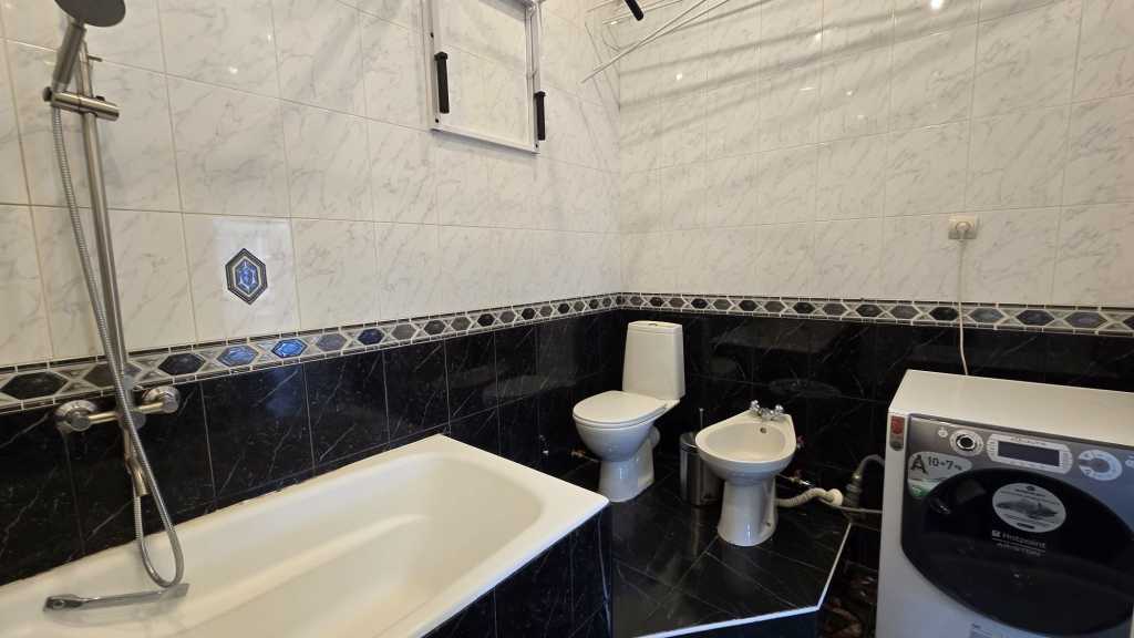 Оренда 1-кімнатної квартири 69.8 м², Симона Петлюри вул., 12