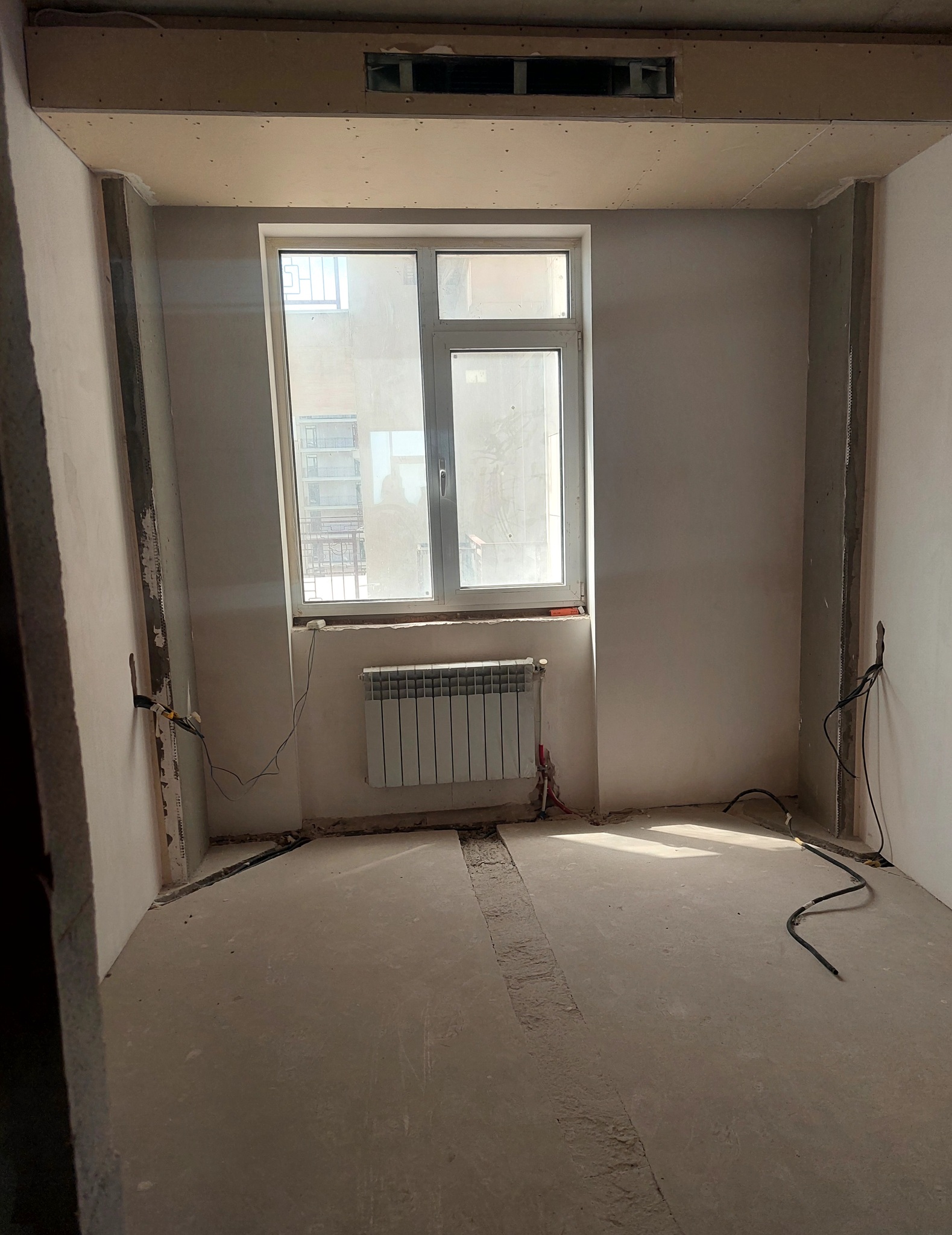 Продажа 2-комнатной квартиры 92 м², Жемчужная ул., 3
