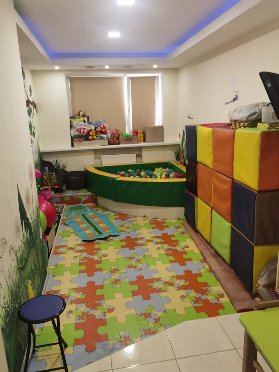 Продаж комерції 126 м², Богдана Хмельницького просп., 11