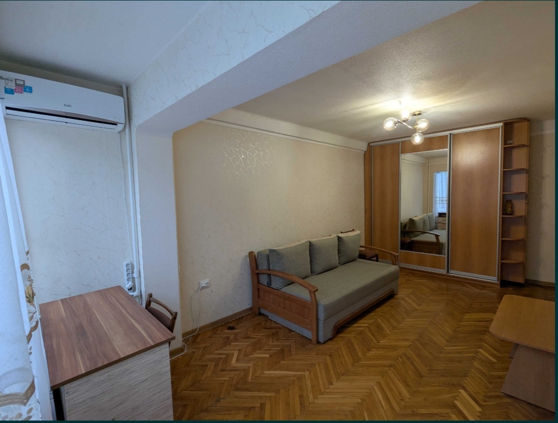 Оренда 1-кімнатної квартири 31 м², Ентузіастів вул., 33