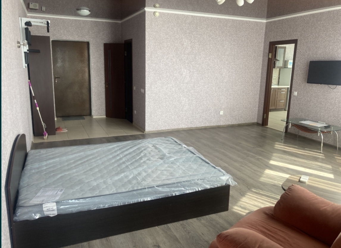 Оренда 1-кімнатної квартири 46 м², Соборності просп., 30