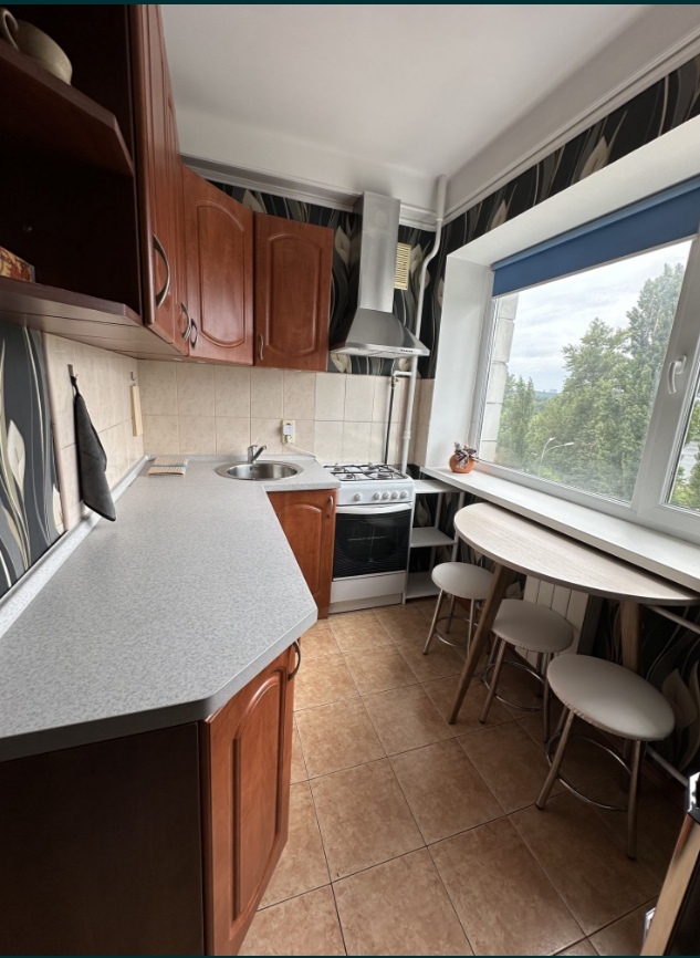 Оренда 2-кімнатної квартири 45 м², Русанівська наб., 4