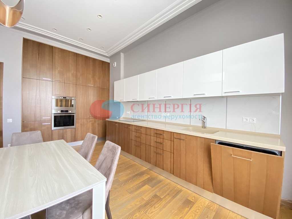 Оренда 3-кімнатної квартири 155 м², Кловський узвіз, 7А