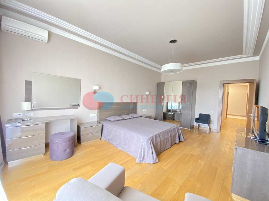 Оренда 3-кімнатної квартири 155 м², Кловський узвіз, 7А