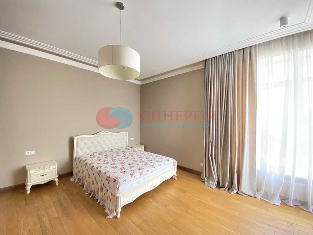 Оренда 3-кімнатної квартири 155 м², Кловський узвіз, 7А