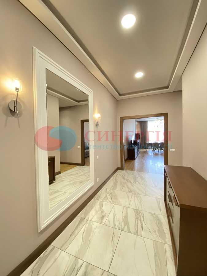 Оренда 3-кімнатної квартири 155 м², Кловський узвіз, 7А