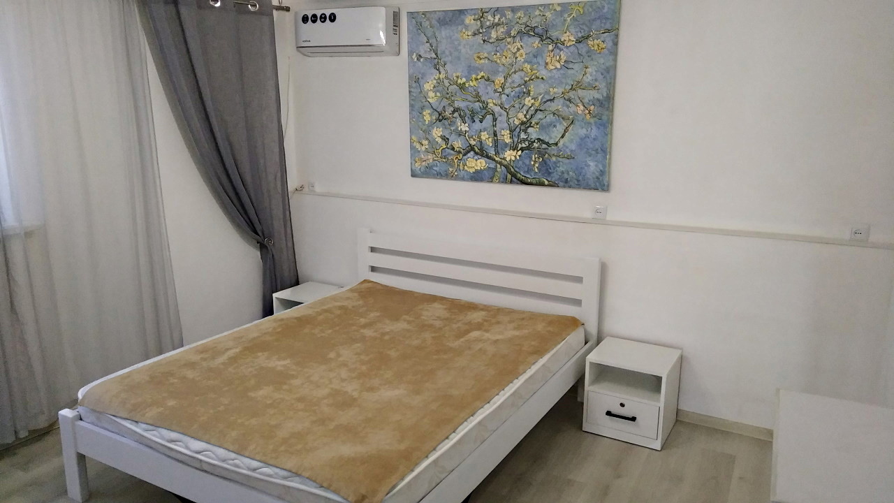 Будинок подобово 30 м², Французский бул., 17