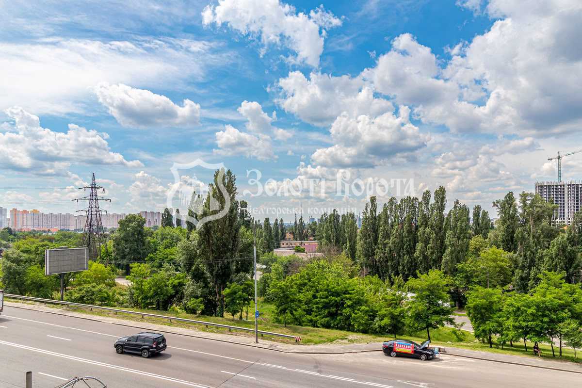 Продажа 1-комнатной квартиры 47.7 м², Харьковское шоссе, 19