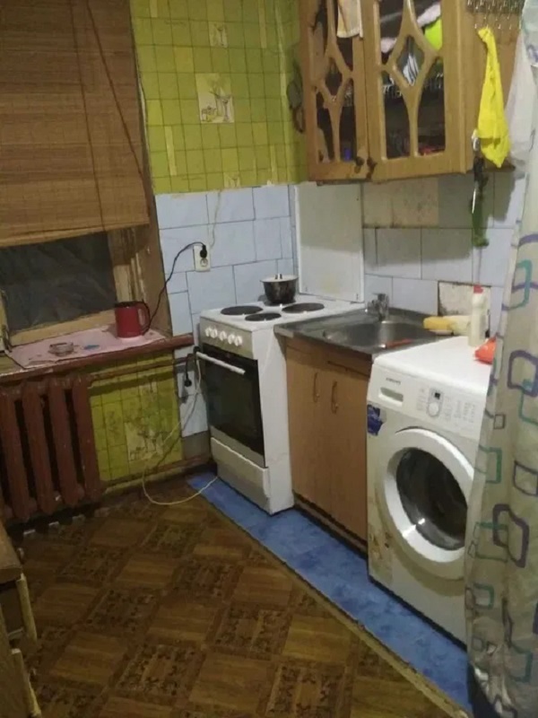 Продаж 2-кімнатної квартири 65 м², Столбовая вул.
