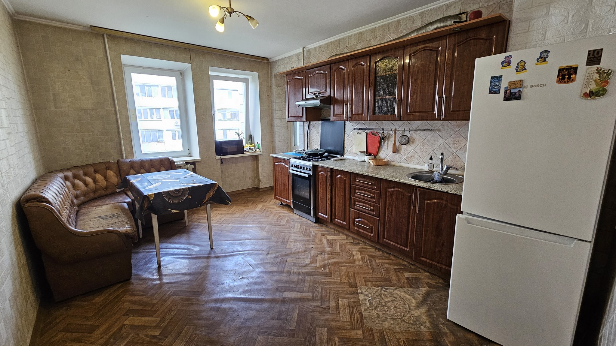 Продажа 4-комнатной квартиры 100 м², Печенежская ул., 16