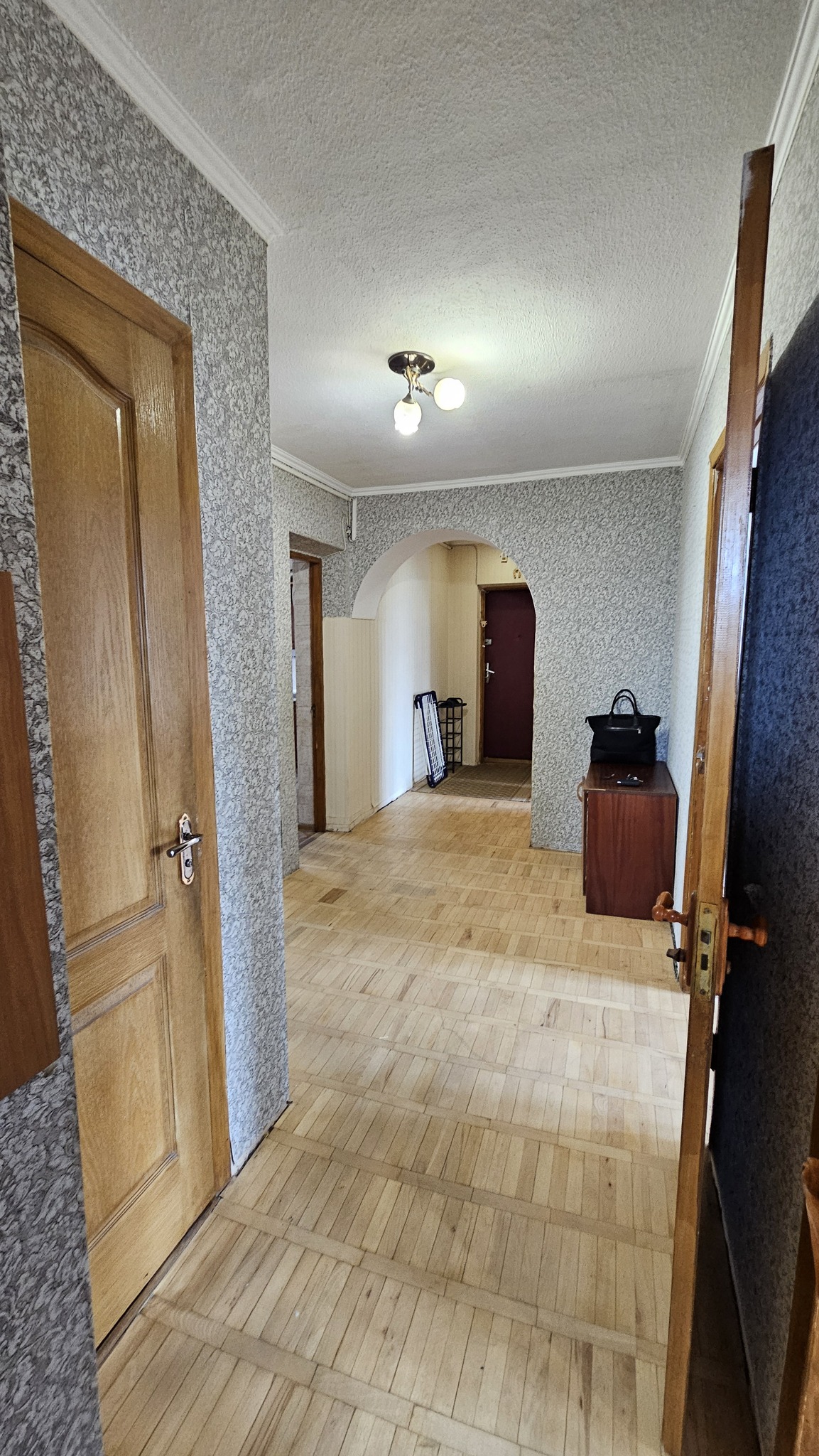 Продажа 4-комнатной квартиры 100 м², Печенежская ул., 16