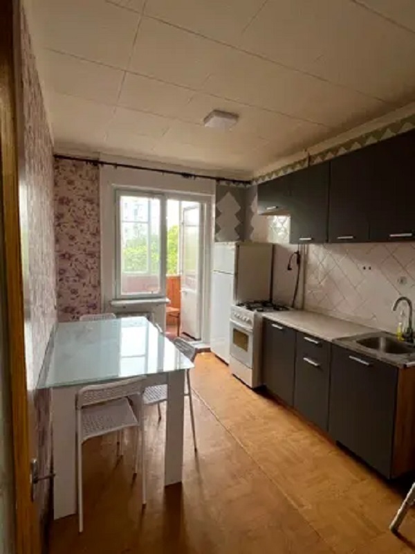 Продажа 5-комнатной квартиры 97.3 м², Балковская ул.