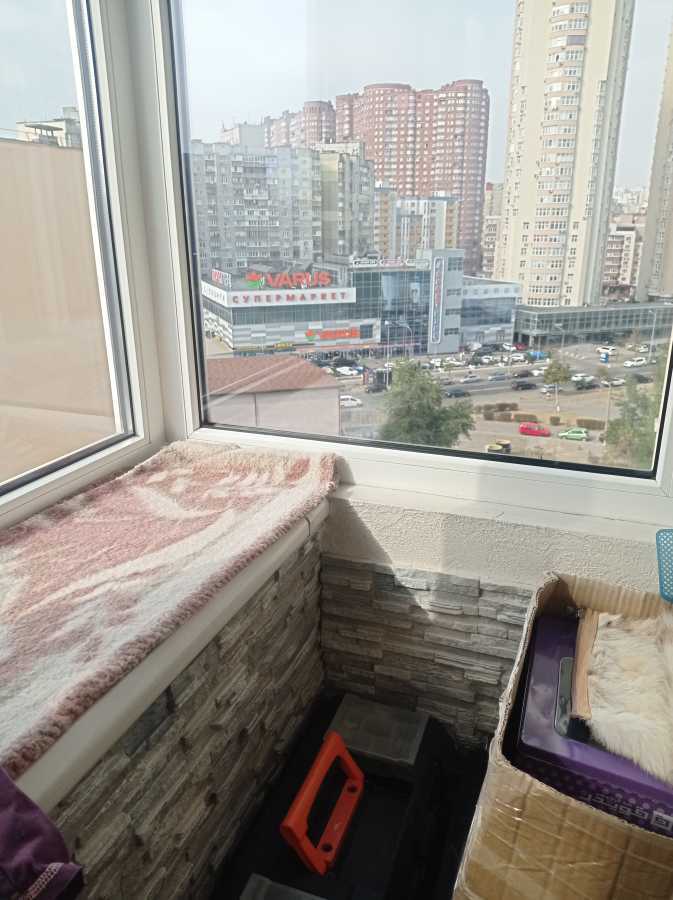 Продаж 2-кімнатної квартири 56 м², Михайла Донця вул., Драгоманова, 23а