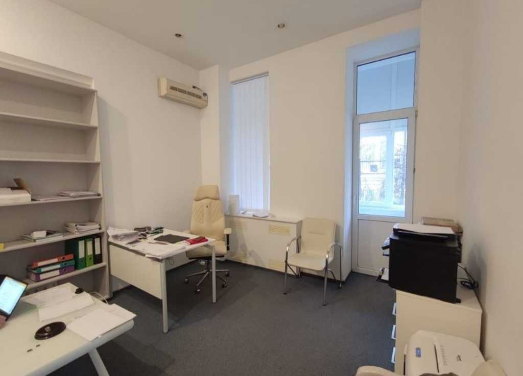 Продаж 1-кімнатної квартири 49 м², Круглоуніверситетська вул., 14