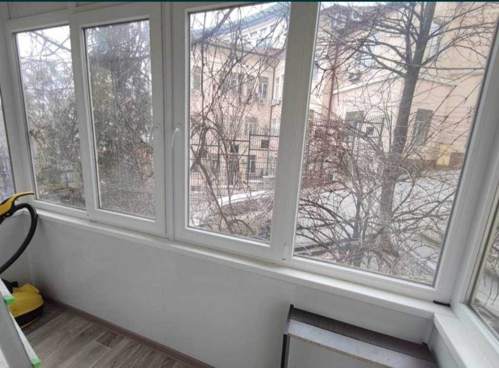 Продаж 1-кімнатної квартири 49 м², Круглоуніверситетська вул., 14