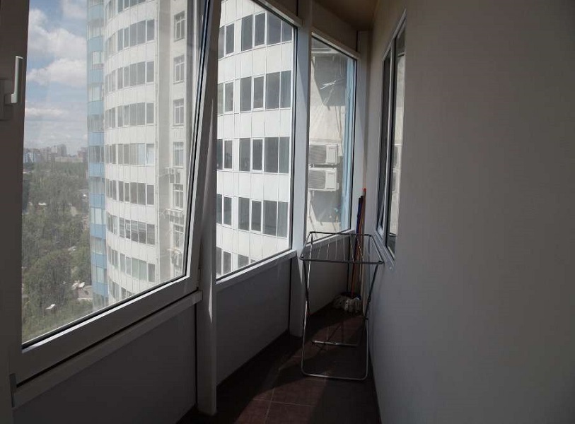 Продаж 3-кімнатної квартири 100 м², Генуэзская вул.