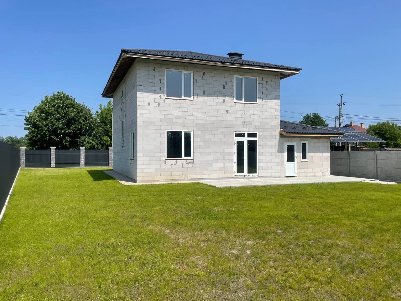 Продаж будинку 180 м²
