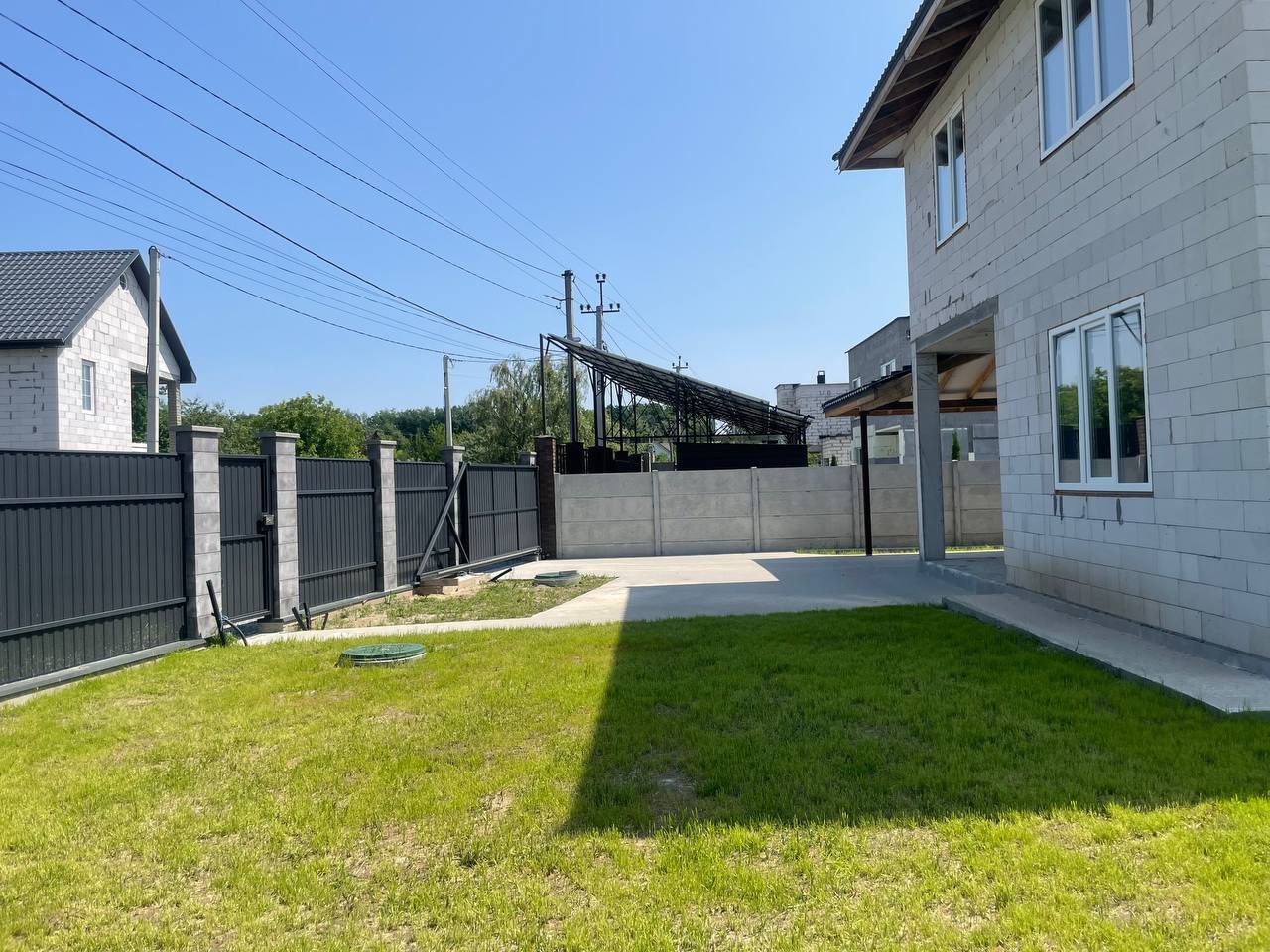 Продаж будинку 180 м²