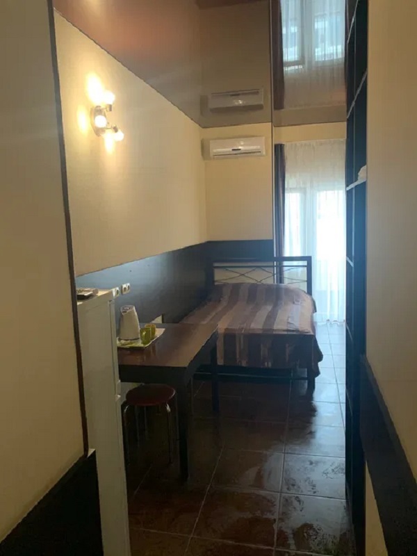 Продажа 5-комнатной квартиры 186 м², Генуэзская ул.