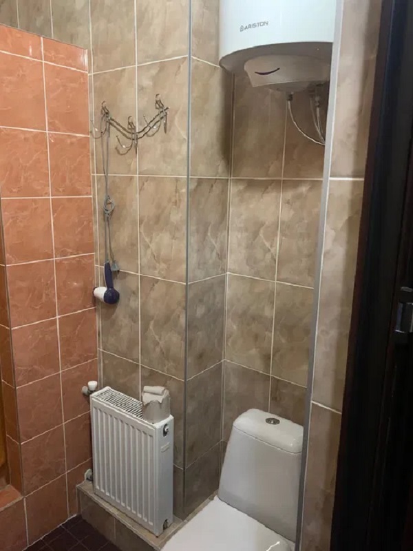 Продажа 5-комнатной квартиры 186 м², Генуэзская ул.