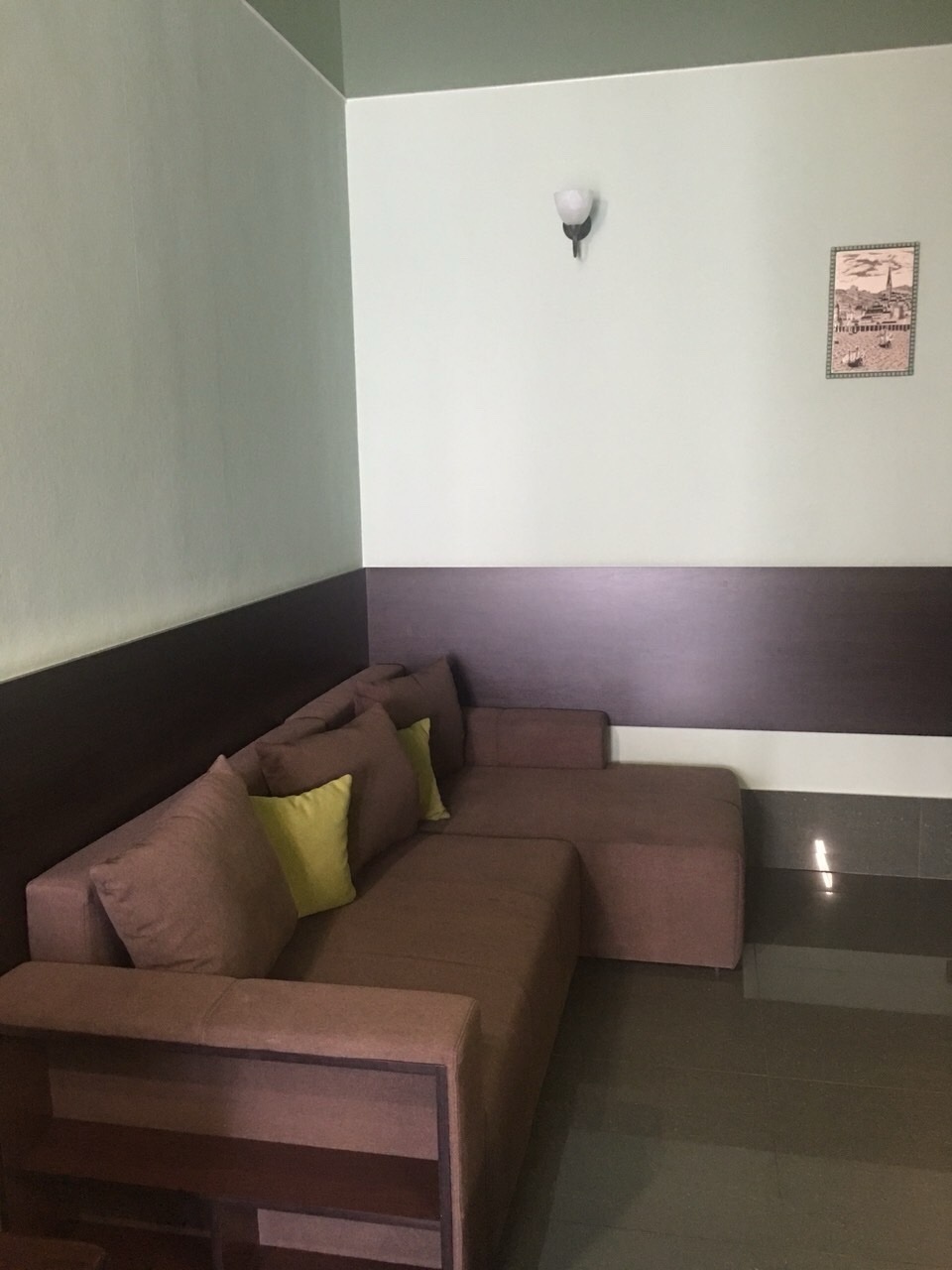 Продажа 5-комнатной квартиры 186 м², Генуэзская ул.