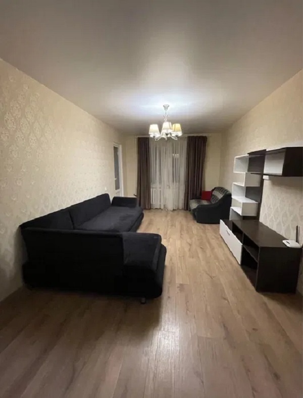 Продаж 3-кімнатної квартири 69 м², Академіка Корольова вул.
