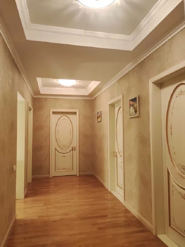 Продажа 5-комнатной квартиры 210 м², Солнечная ул.