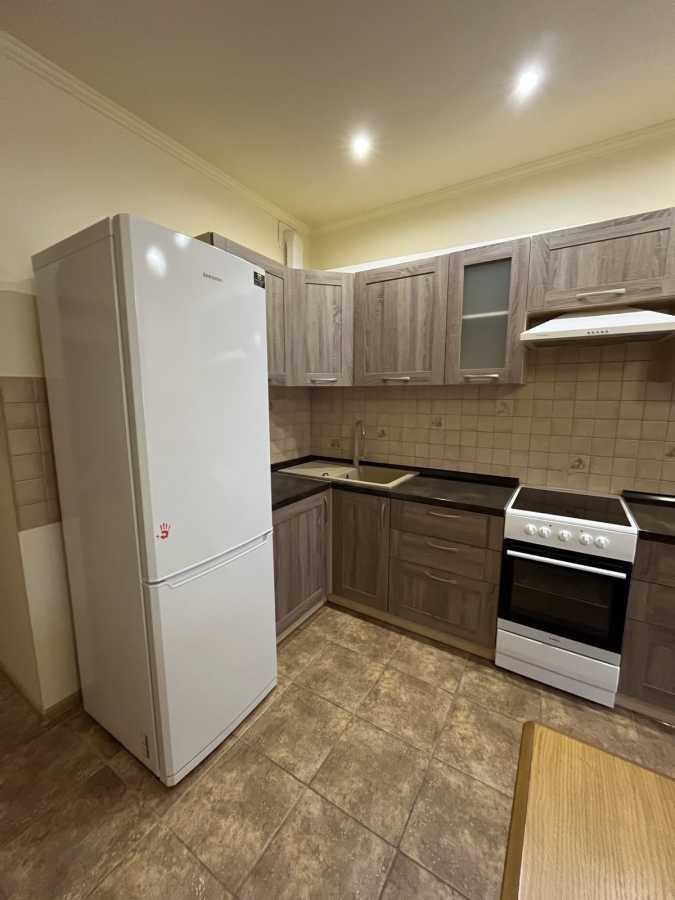 Аренда 1-комнатной квартиры 50 м², Академика Глушкова просп., 9Г