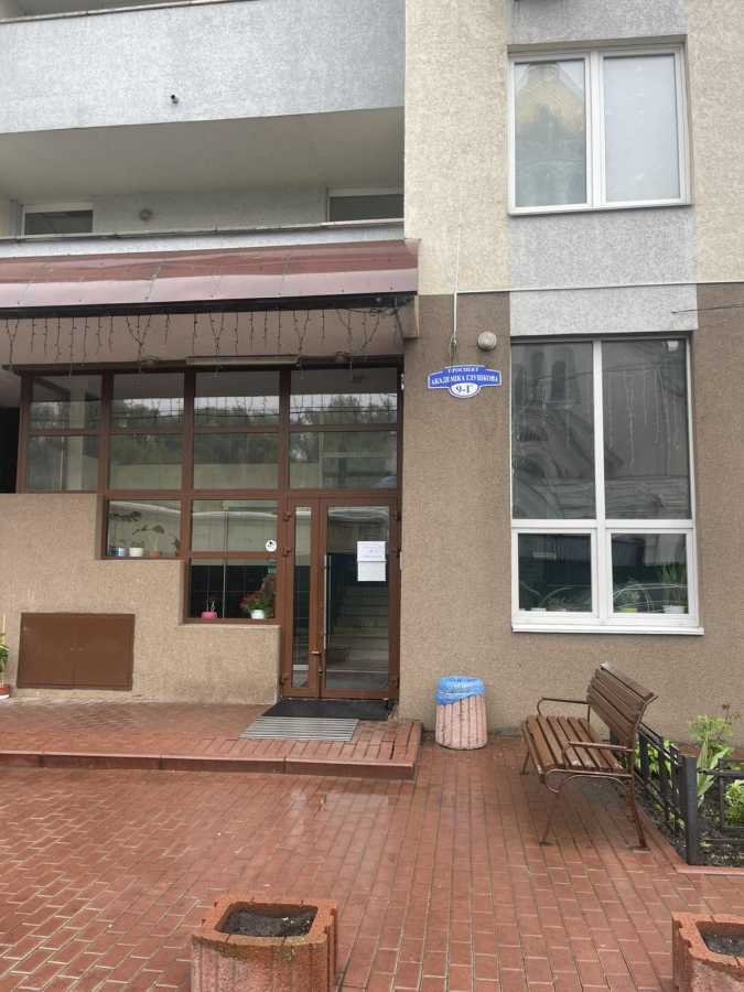 Аренда 1-комнатной квартиры 50 м², Академика Глушкова просп., 9Г