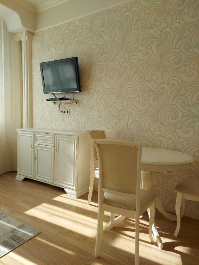 Оренда 1-кімнатної квартири 60 м², Генерала Шаповала вул., 2