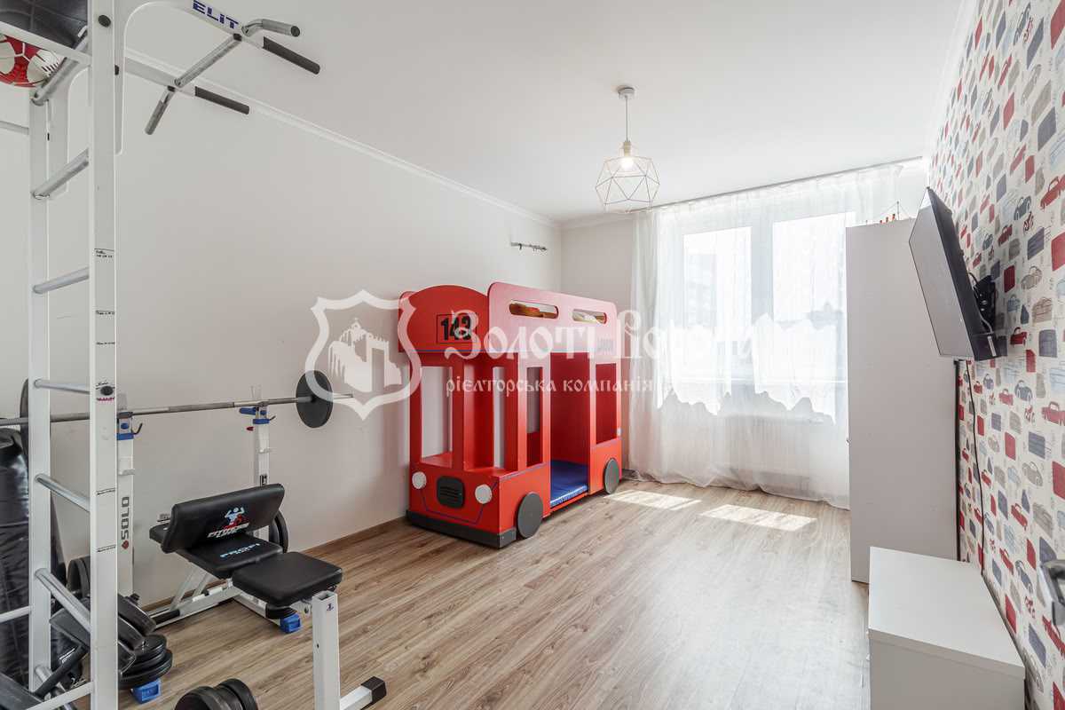 Продажа 3-комнатной квартиры 100 м², Елены Пчилки ул., 8