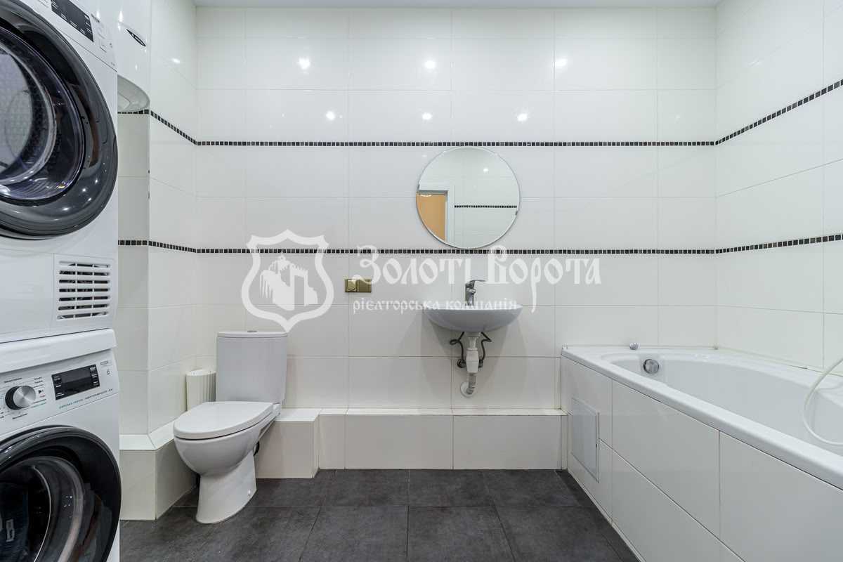 Продажа 3-комнатной квартиры 100 м², Елены Пчилки ул., 8