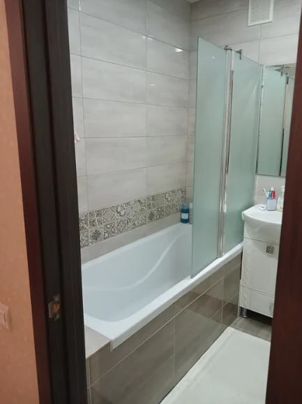 Продаж 1-кімнатної квартири 37 м², Новомістинська вул.