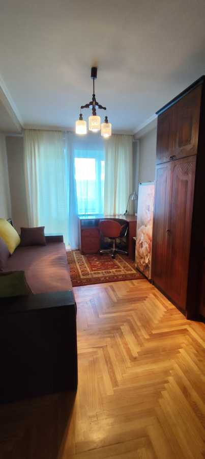 Продажа 3-комнатной квартиры 62 м², Багговутовская ул., 3/15
